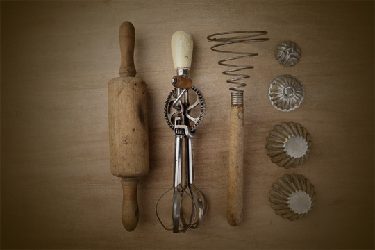 Vintage_Kitchen_Utensils